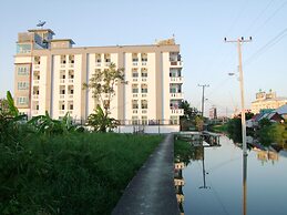 At Ease Hotel Suvarnabhumi