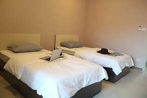 At Ease Hotel Suvarnabhumi