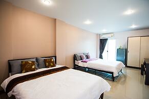 At Ease Hotel Suvarnabhumi