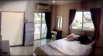 At Ease Hotel Suvarnabhumi