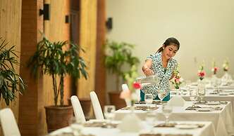 Zizz Convention Hotel