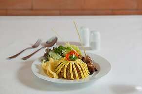 Zizz Convention Hotel