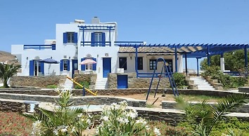 Nostos Beachfront Apartments & Studios