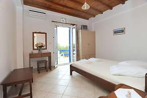 Nostos Beachfront Apartments & Studios