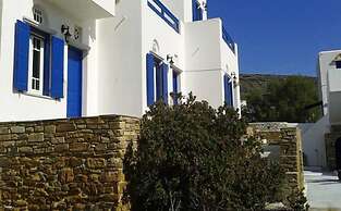 Nostos Beachfront Apartments & Studios