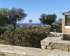 Nostos Beachfront Apartments & Studios