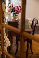 Le Petit Tertre