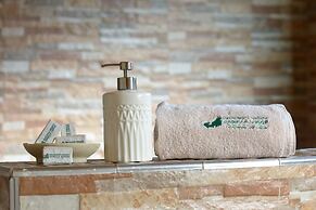 Nkuringo Bwindi Gorilla Lodge