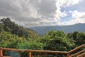 Nkuringo Bwindi Gorilla Lodge