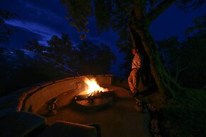 Nkuringo Bwindi Gorilla Lodge