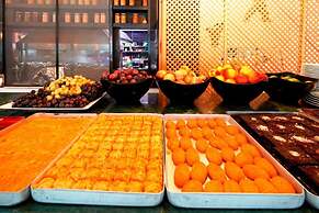 Golden Life Resort Hotel & Spa