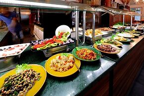 Golden Life Resort Hotel & Spa