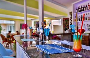 Golden Life Blue Green Residence