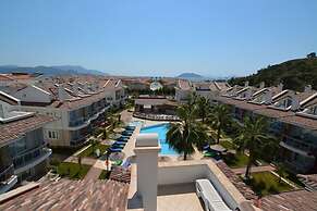 Golden Life Blue Green Residence