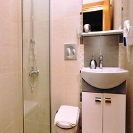 Golden Life Blue Green Residence