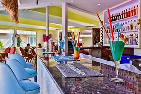 Golden Life Blue Green Residence