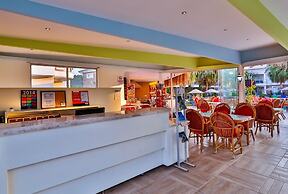 Golden Life Blue Green Residence