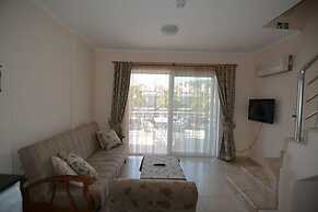 Golden Life Blue Green Residence