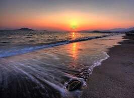 Golden Life Blue Green Residence