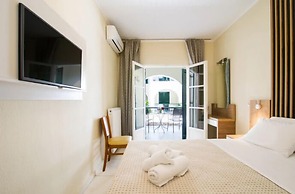 Opera Blue Hotel