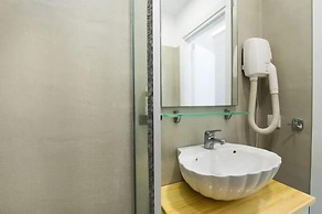 Opera Blue Hotel