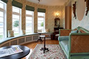 Hotel Portmeirion & Castell Deudraeth
