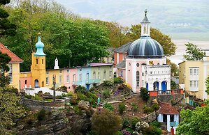 Hotel Portmeirion & Castell Deudraeth