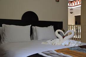 Hotel Riad Benatar