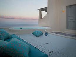 Dome Santorini Resort & Spa