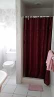 Chestnut Charm Bed & Breakfast