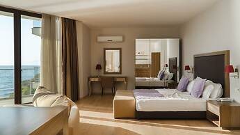 Ladies Beach Suit Otel