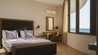 Ladies Beach Suit Otel