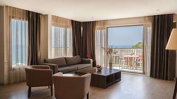 Ladies Beach Suit Otel