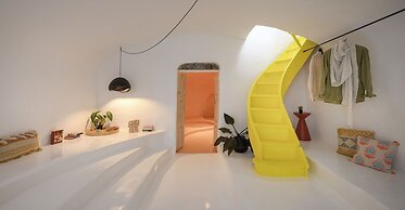 Sophia Luxury Suites