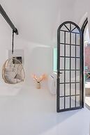 Sophia Luxury Suites