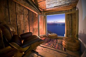 Sophia Luxury Suites