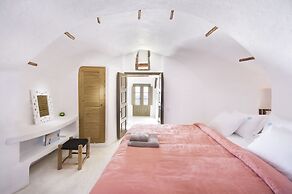 Sophia Luxury Suites