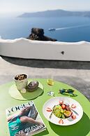 Sophia Luxury Suites