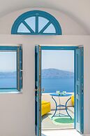 Sophia Luxury Suites