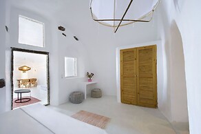 Sophia Luxury Suites