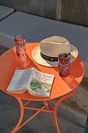 Sophia Luxury Suites