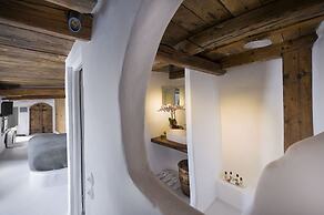 Sophia Luxury Suites