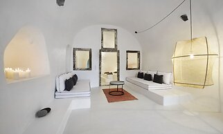 Sophia Luxury Suites