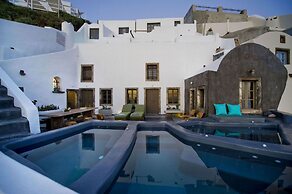 Sophia Luxury Suites