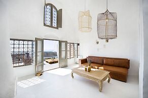 Sophia Luxury Suites