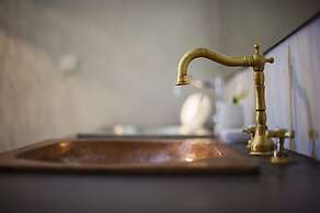 Sophia Luxury Suites