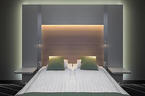 Best Western Plus Lakeside Hotel