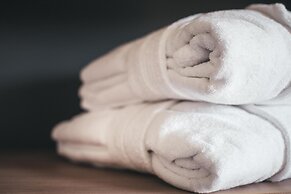 Best Western Plus Lakeside Hotel