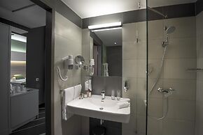 Best Western Plus Lakeside Hotel