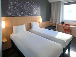 Ibis Skopje City Center